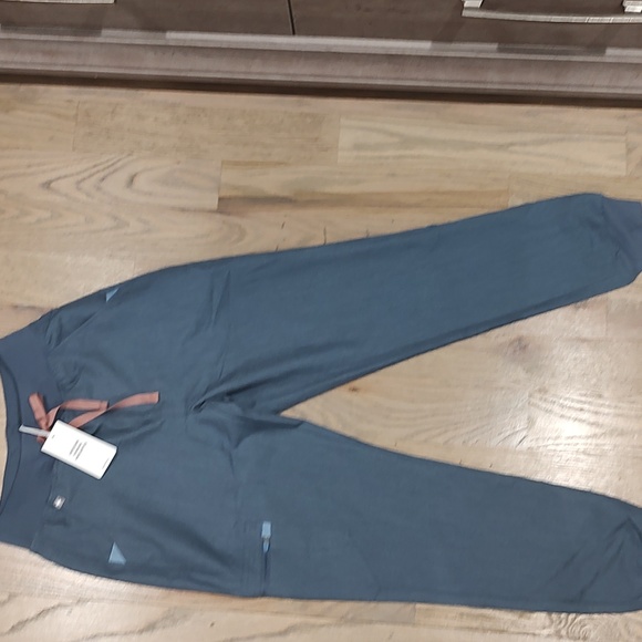 Figs high waisted Zamora Scrub pant - Picture 2 of 4